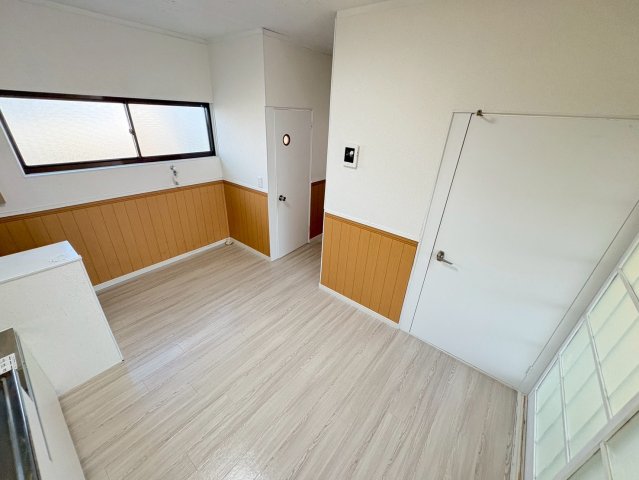 パルトネール東郷 203居間・リビング