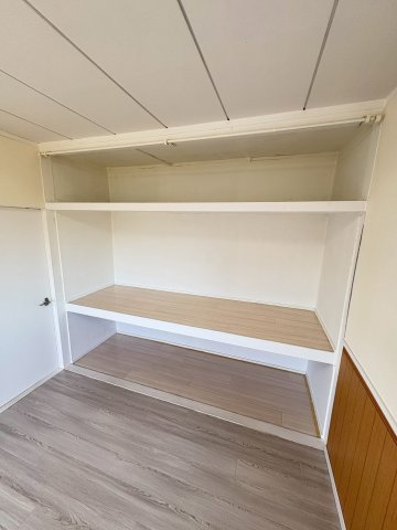 パルトネール東郷 203収納