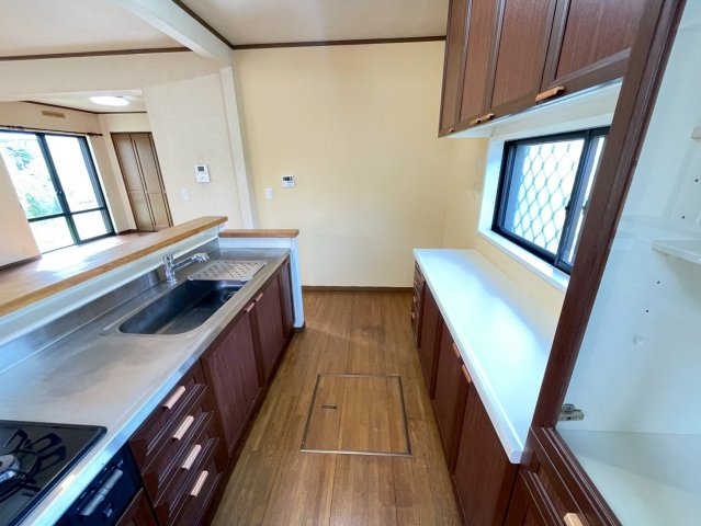睦沢町長楽寺K邸戸建 1キッチン