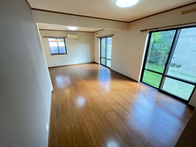 睦沢町長楽寺K邸戸建 1居間・リビング