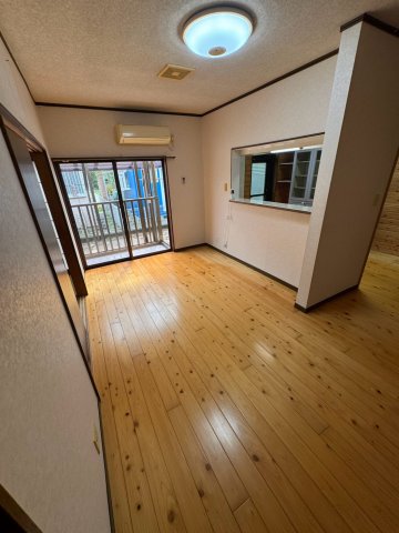 長南町岩川貸家A 1居間・リビング