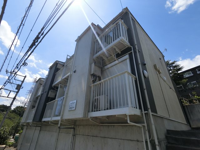 ロイヤルコート 206外観