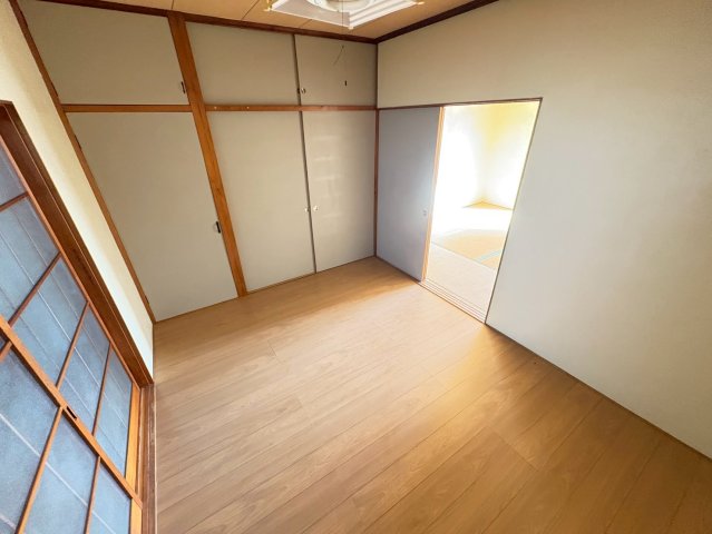 第二コーポ長門 2階寝室