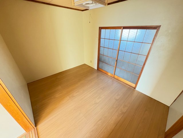 第二コーポ長門 2階寝室