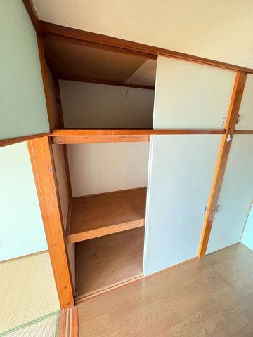 第二コーポ長門 2階収納