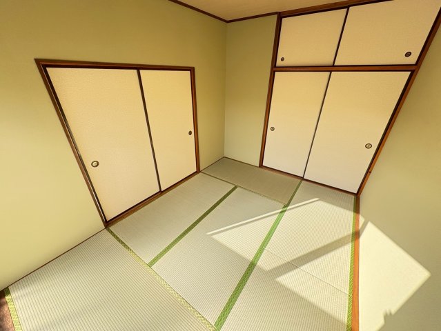 第三コーポ長門 2階和室