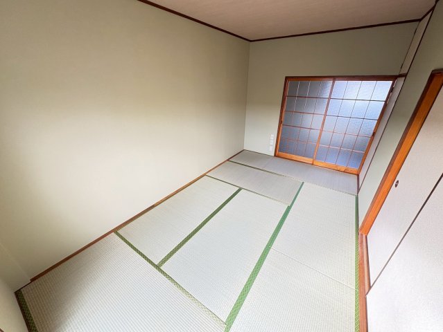 第三コーポ長門 2階和室