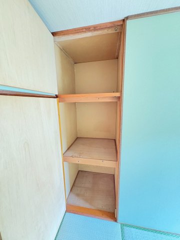 第三コーポ長門 2階収納
