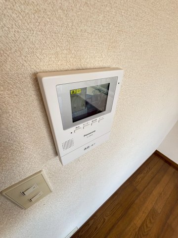 西三里塚K邸戸建 1セキュリティ