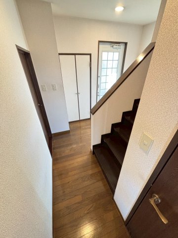 西三里塚K邸戸建 1内装