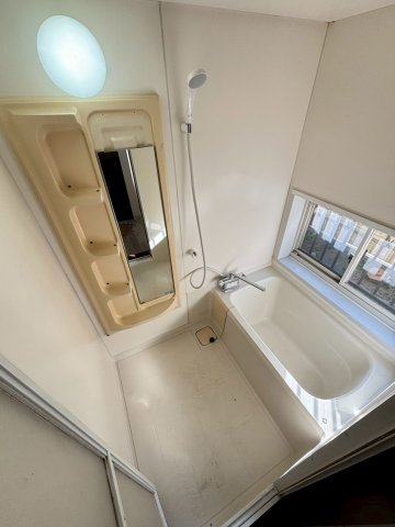 西三里塚K邸戸建 1風呂