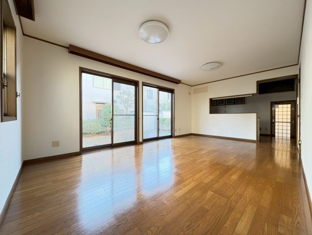 おゆみ野中央3丁目戸建 1居間・リビング