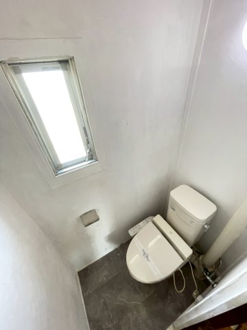 西小中台団地　12号棟 403トイレ