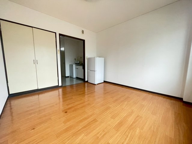 総和ハイツ 102寝室