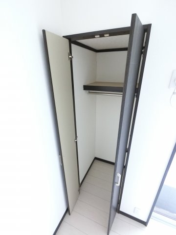 ロイヤルコート 104収納