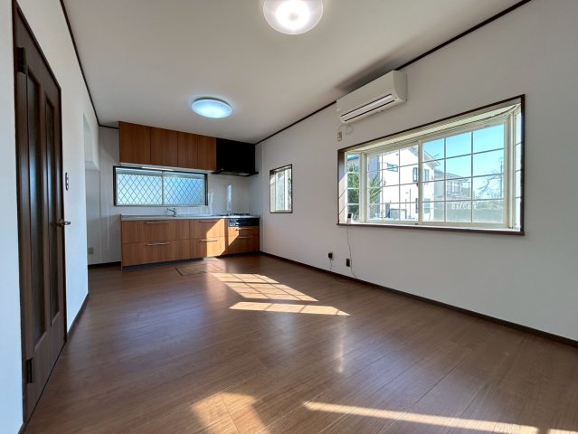 茂原市法目戸建 1居間・リビング