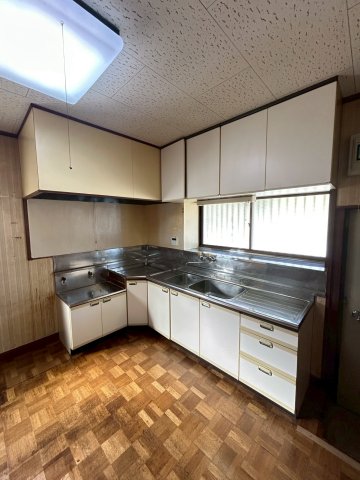 茂原市本納戸建 1キッチン