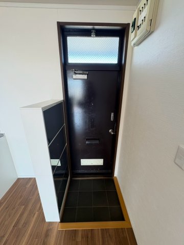 ベルハイツ 202玄関