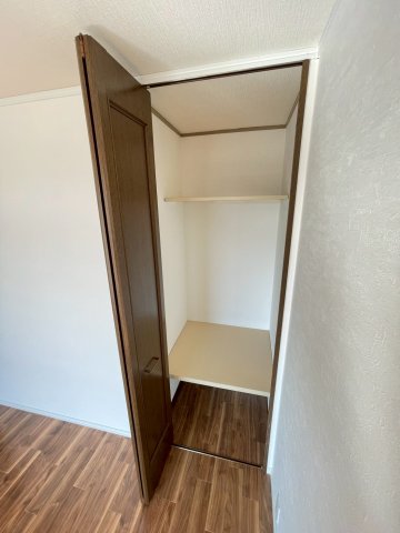 ベルハイツ 203収納