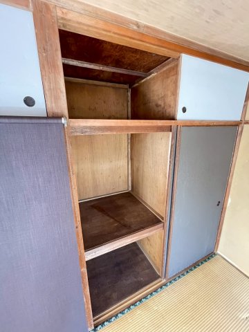 若葉区中田町戸建 1収納