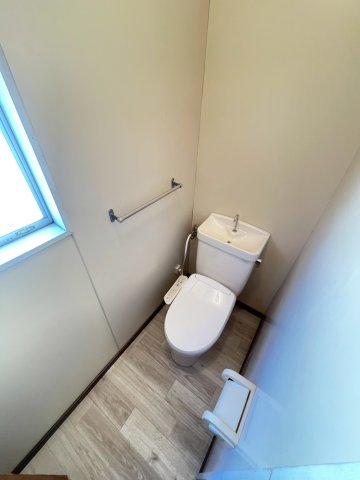 若葉区中田町戸建 1トイレ