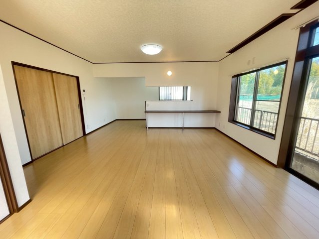 アートハウス鶴舞 1居間・リビング