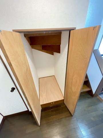 アートハウス鶴舞 1収納