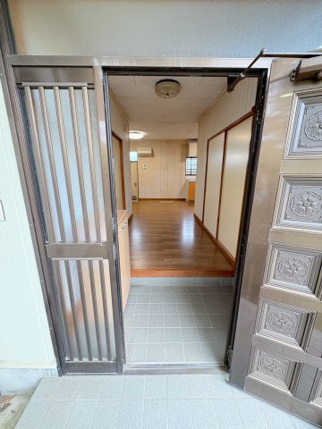 大網白里市下ヶ傍示S邸戸建 1玄関