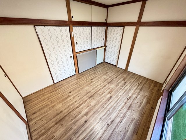 三角町Ⅲ戸建 1居間・リビング