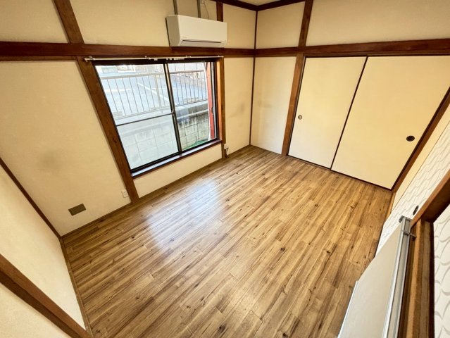 三角町Ⅲ戸建 1居間・リビング