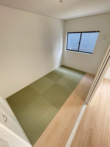 アトラス七栄 1-2階和室