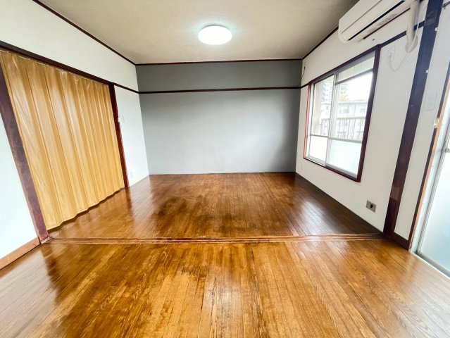 幸町東住宅　18号棟 403居間・リビング