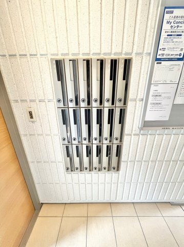 COMFORT　DURA 3階その他
