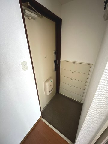 セシオン志村坂上 5階玄関