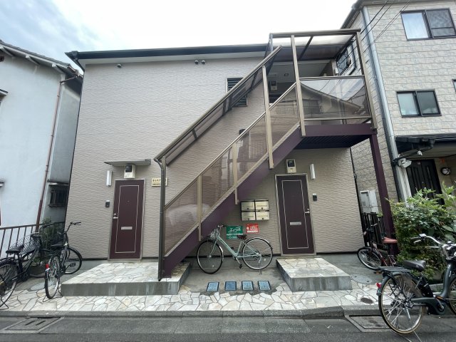 キャスナ志村 1階外観