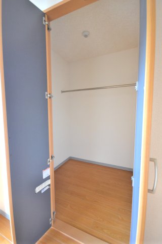 セシオン六光 2階収納