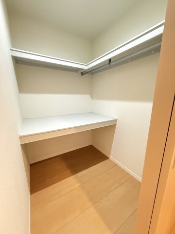 レクエル小豆沢North Court 2階収納