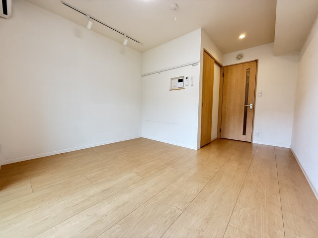レクエル小豆沢North Court 2階洋室