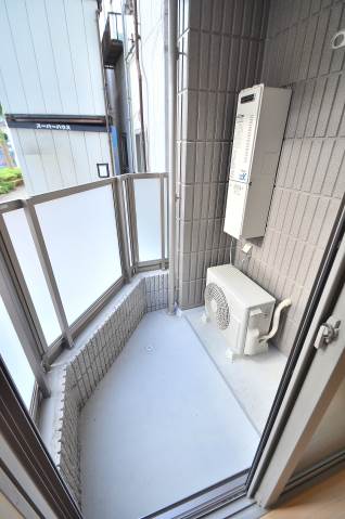 グレートヘーベル 1階バルコニー