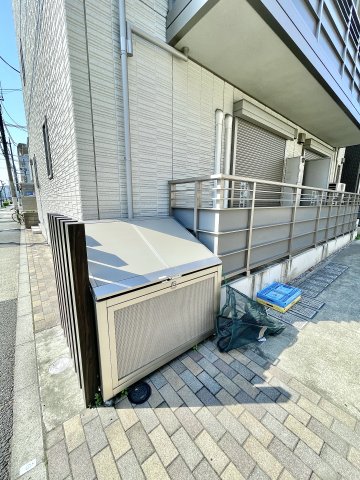 ウェストヒルズ 1階その他共用部分