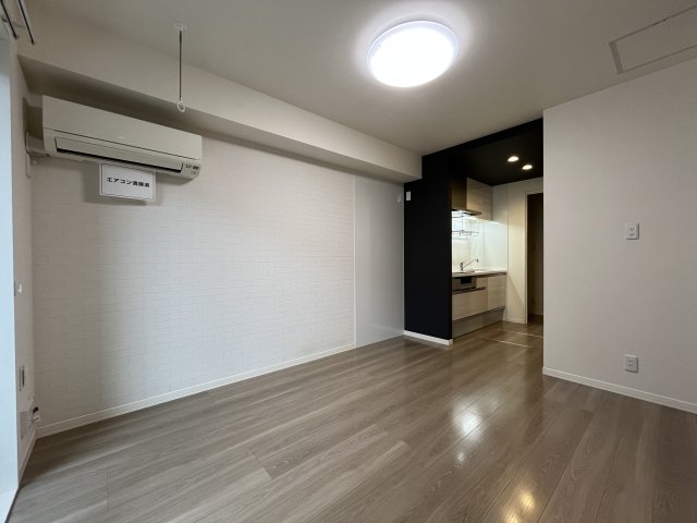 ウェストヒルズ 1階居間・リビング