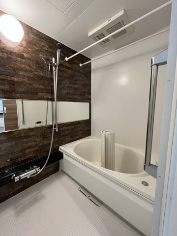 ウェストヒルズ 1階風呂