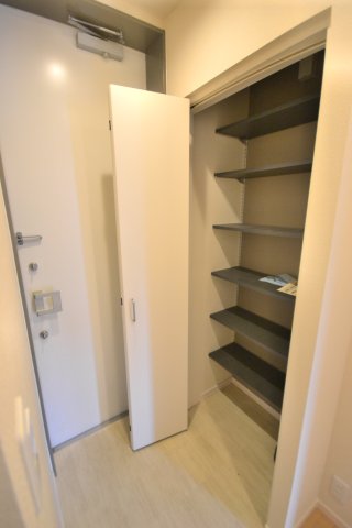 ルミナスコート北前野 3階玄関