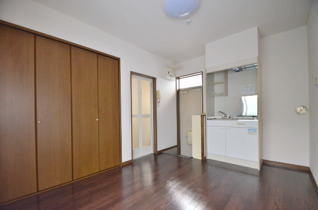 シャトル熊野町Ⅱ 1階その他