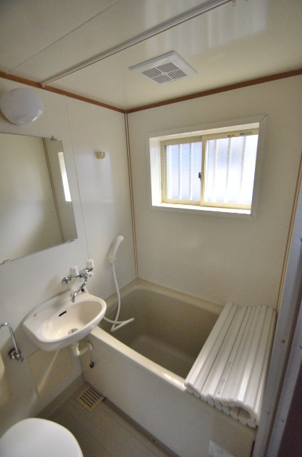 シャトル熊野町Ⅱ 1階風呂