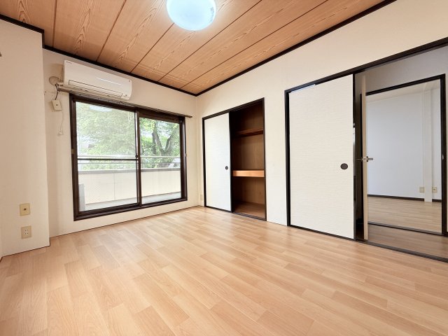 第五志伊ビル 2階その他