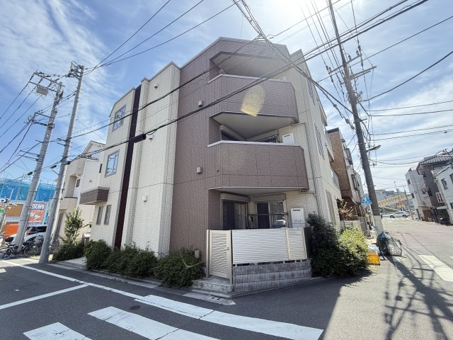 シャーメゾン東坂下 1階外観