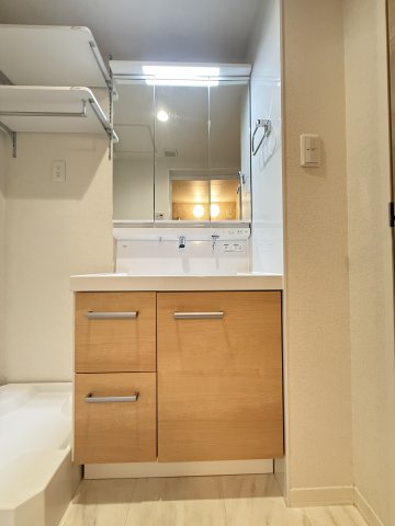 シャーメゾン東坂下 2階洗面所