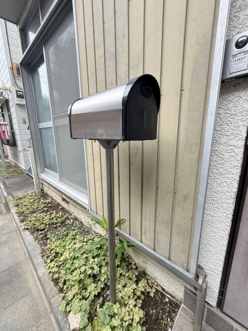 高島平２丁目戸建て 1-2階