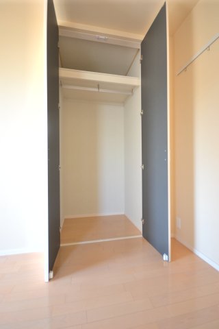 サニーヒルズ 3階収納